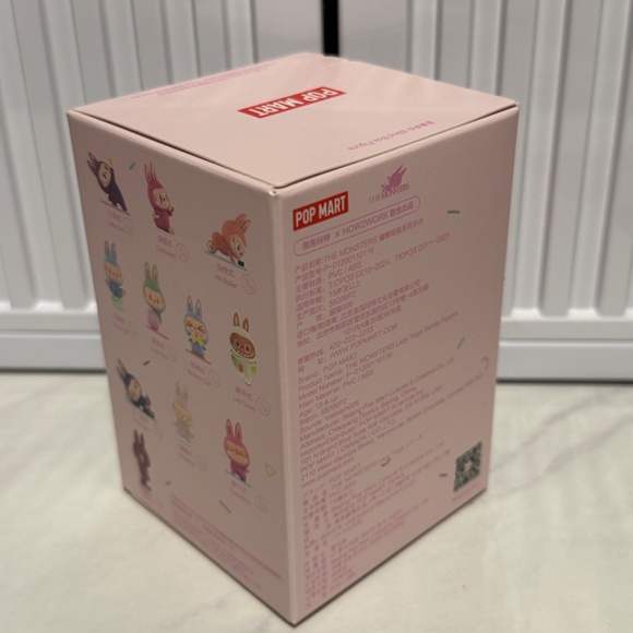 *LITTLE BIRD* The MONSTERS x Lazy Yoga - Picture 4 of 5